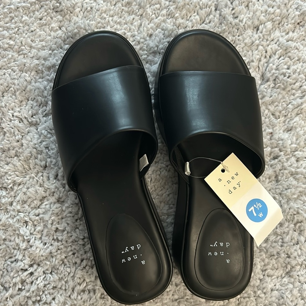 Black leather comfortable shoes